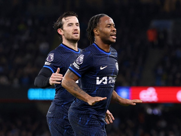 Chelsea Coret 9 Pemain dari Situs Resmi, Termasuk Sterling dan Chilwell
