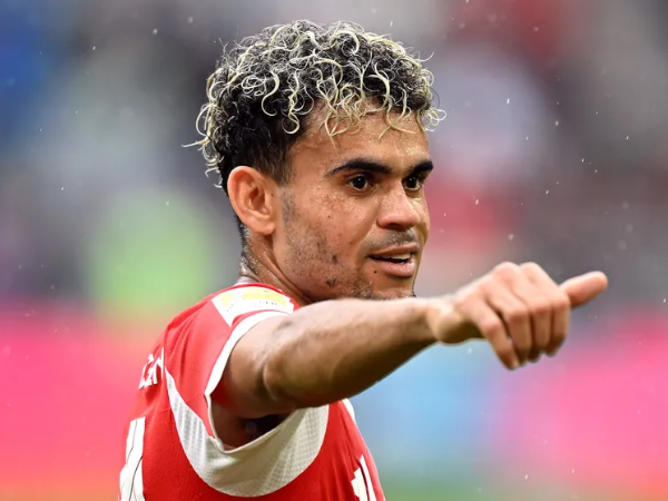 Debut vs Lyon, Vincent Kompany: Luis Diaz Punya Tenaga Kuda!